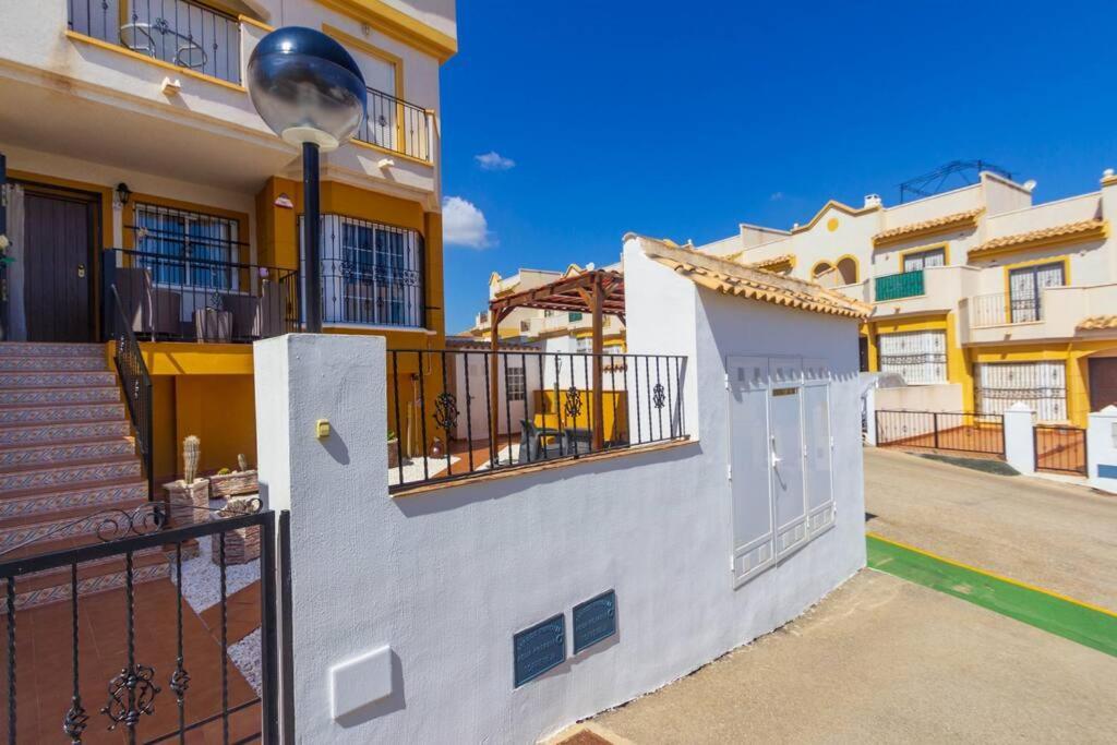 فيلا La Casa De Mi Suenos تورّيفيِخا المظهر الخارجي الصورة